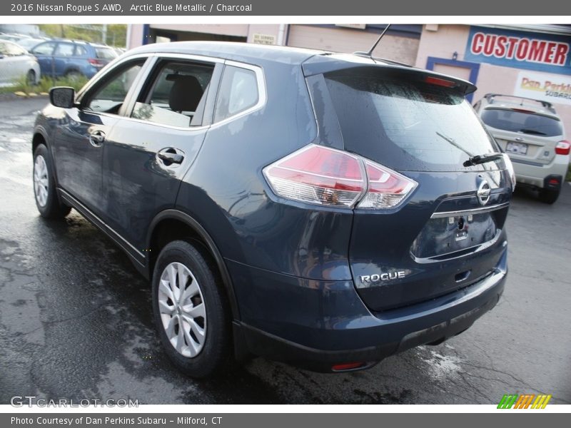 Arctic Blue Metallic / Charcoal 2016 Nissan Rogue S AWD