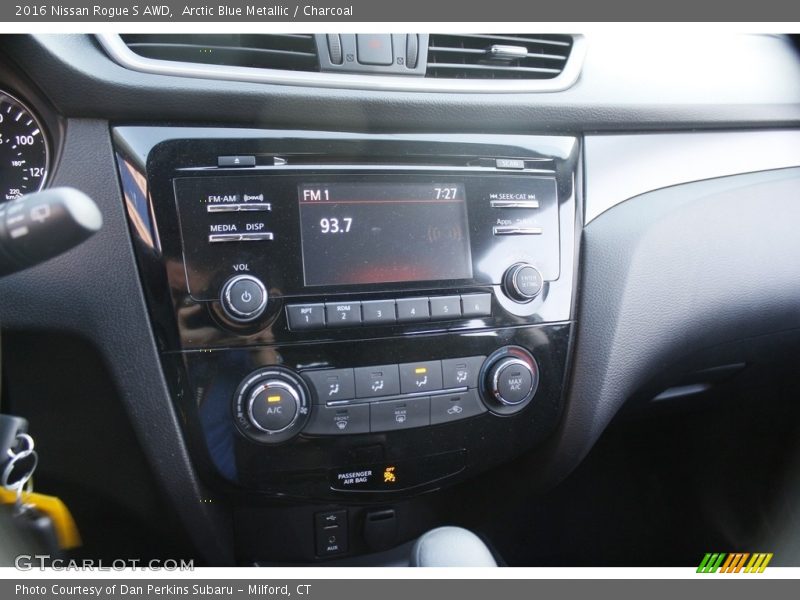 Arctic Blue Metallic / Charcoal 2016 Nissan Rogue S AWD