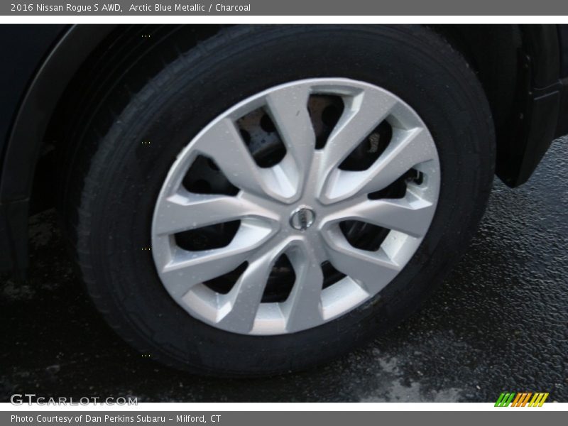 Arctic Blue Metallic / Charcoal 2016 Nissan Rogue S AWD