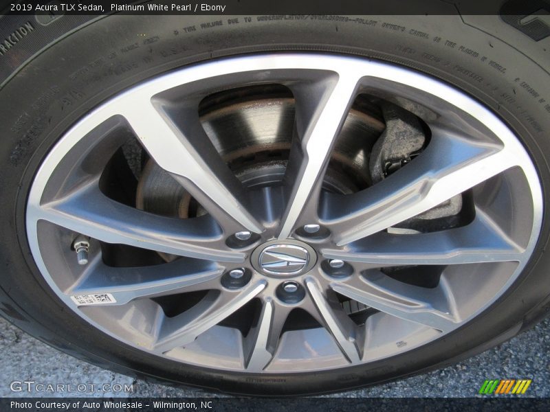 Platinum White Pearl / Ebony 2019 Acura TLX Sedan
