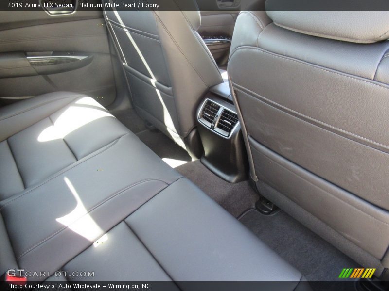 Platinum White Pearl / Ebony 2019 Acura TLX Sedan