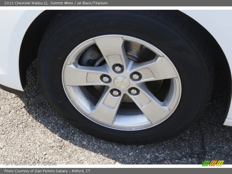 Summit White / Jet Black/Titanium 2013 Chevrolet Malibu LS