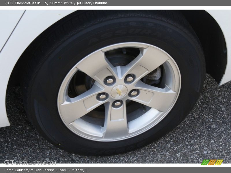 Summit White / Jet Black/Titanium 2013 Chevrolet Malibu LS
