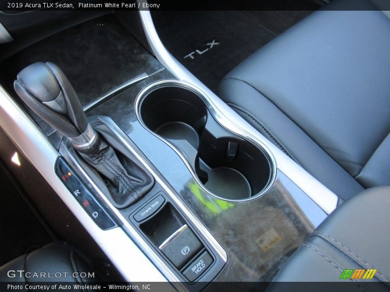 Platinum White Pearl / Ebony 2019 Acura TLX Sedan