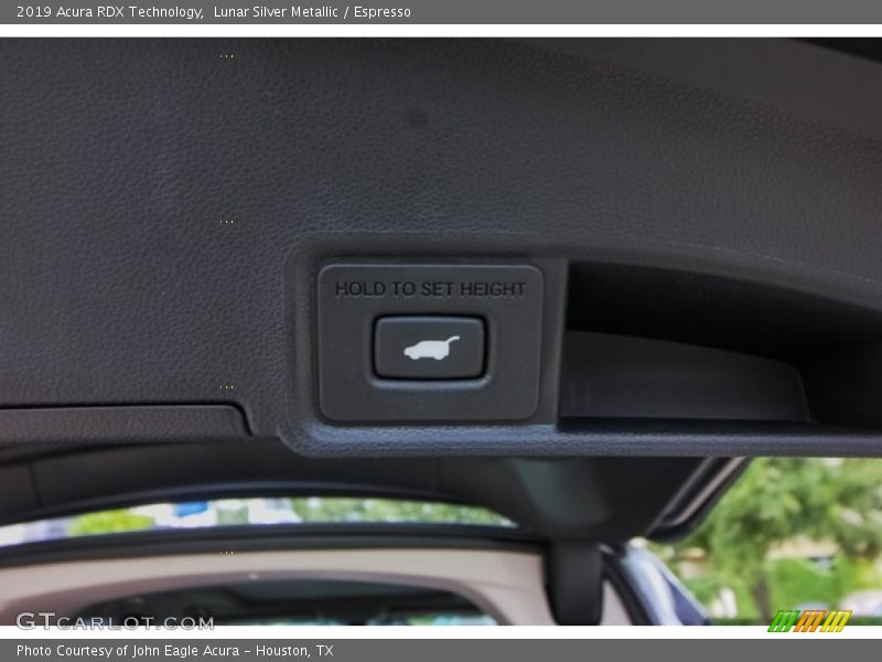 Lunar Silver Metallic / Espresso 2019 Acura RDX Technology