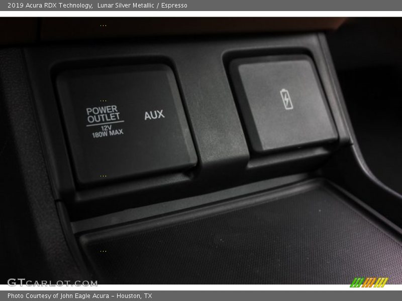 Lunar Silver Metallic / Espresso 2019 Acura RDX Technology
