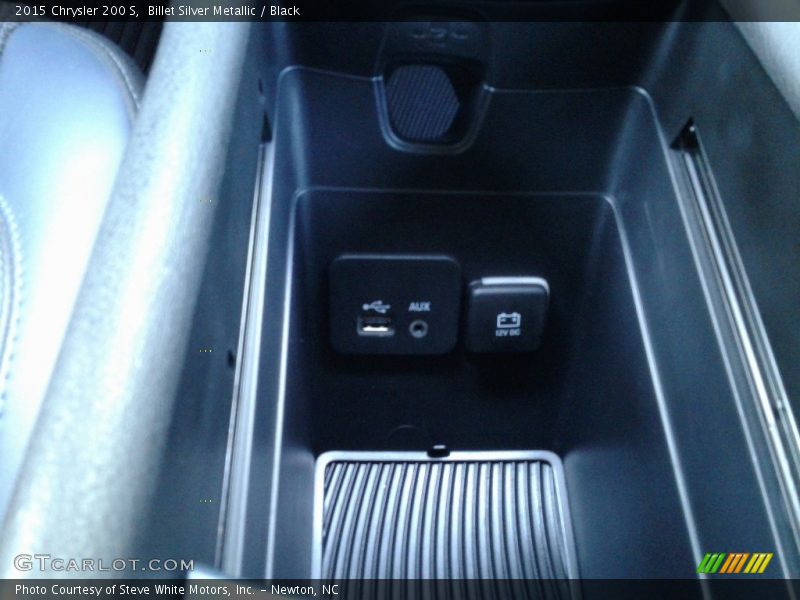 Billet Silver Metallic / Black 2015 Chrysler 200 S