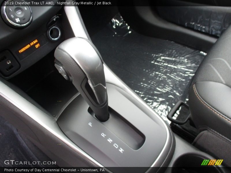 Nightfall Gray Metallic / Jet Black 2019 Chevrolet Trax LT AWD