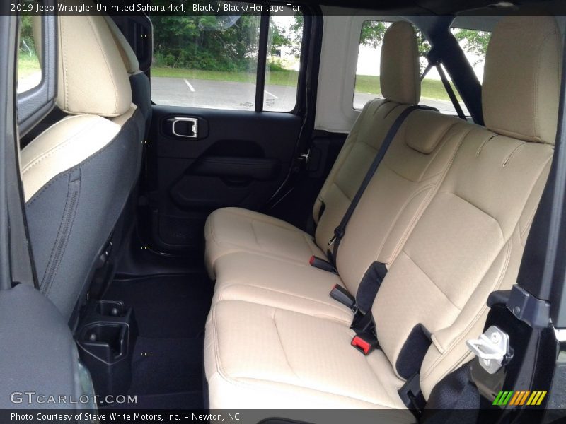 Black / Black/Heritage Tan 2019 Jeep Wrangler Unlimited Sahara 4x4
