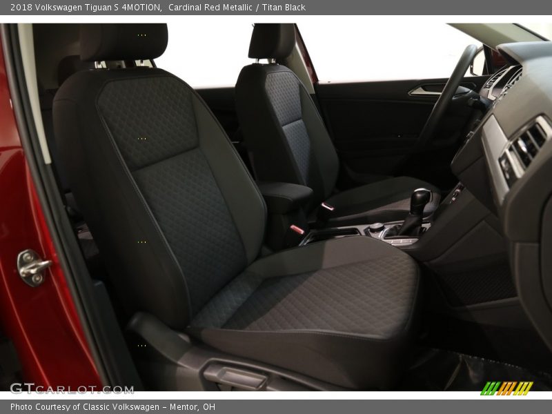 Cardinal Red Metallic / Titan Black 2018 Volkswagen Tiguan S 4MOTION