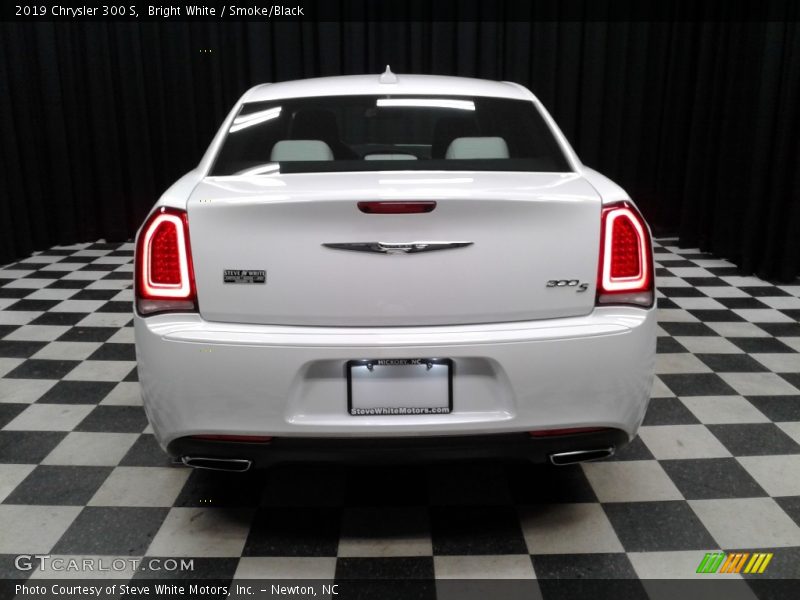 Bright White / Smoke/Black 2019 Chrysler 300 S