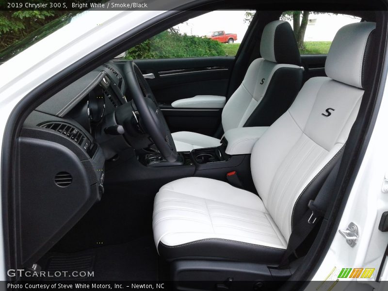 Bright White / Smoke/Black 2019 Chrysler 300 S
