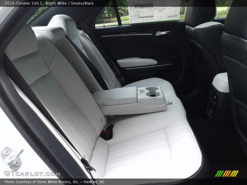 Bright White / Smoke/Black 2019 Chrysler 300 S