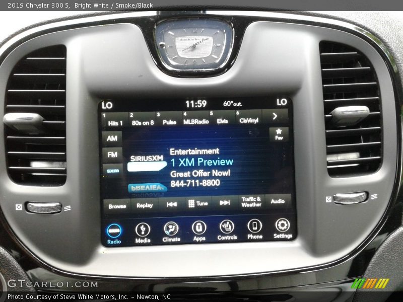 Bright White / Smoke/Black 2019 Chrysler 300 S