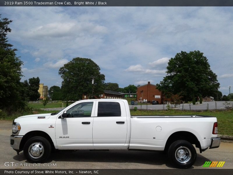  2019 3500 Tradesman Crew Cab Bright White