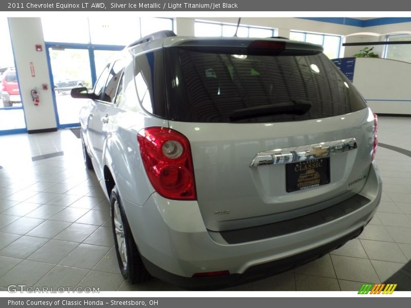 Silver Ice Metallic / Light Titanium/Jet Black 2011 Chevrolet Equinox LT AWD