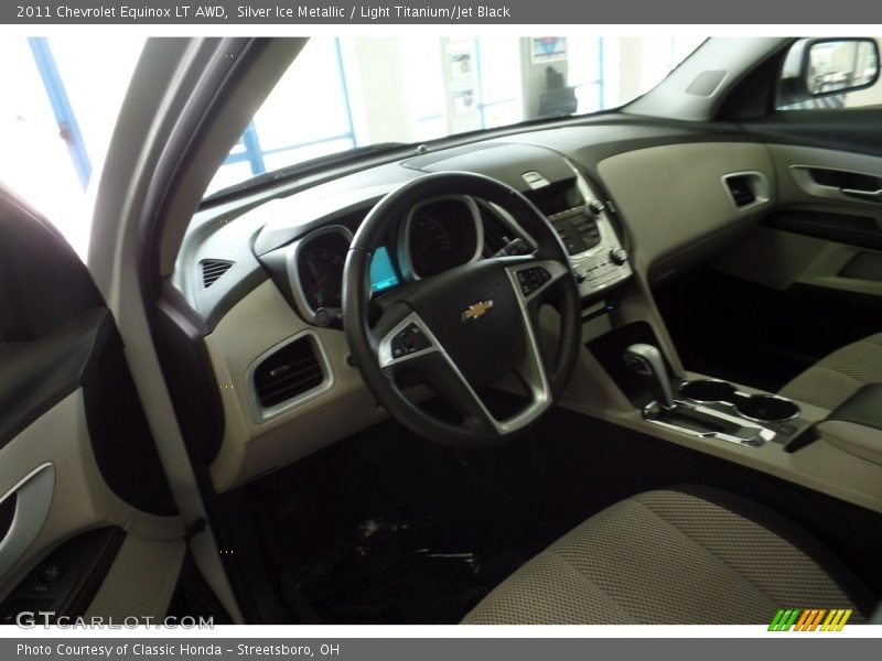 Silver Ice Metallic / Light Titanium/Jet Black 2011 Chevrolet Equinox LT AWD