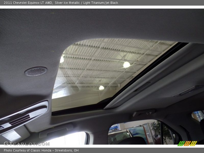 Silver Ice Metallic / Light Titanium/Jet Black 2011 Chevrolet Equinox LT AWD