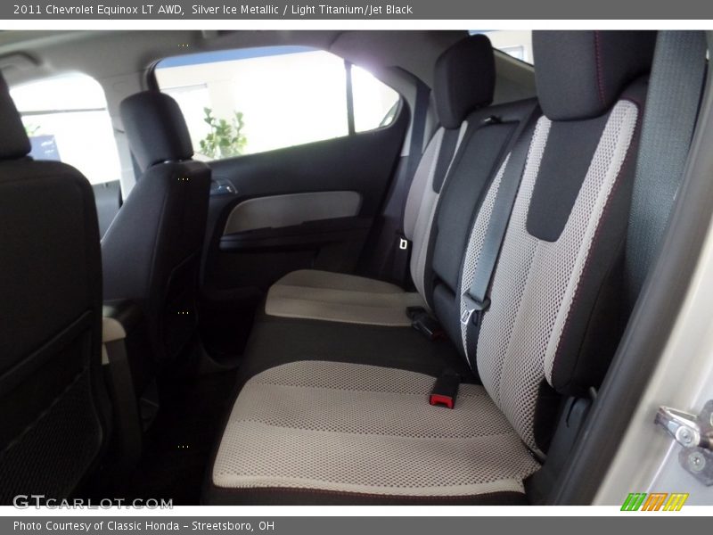 Silver Ice Metallic / Light Titanium/Jet Black 2011 Chevrolet Equinox LT AWD