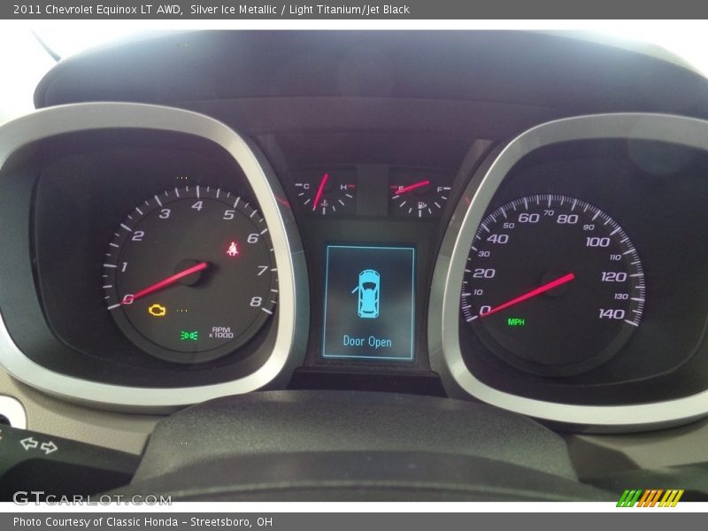 Silver Ice Metallic / Light Titanium/Jet Black 2011 Chevrolet Equinox LT AWD