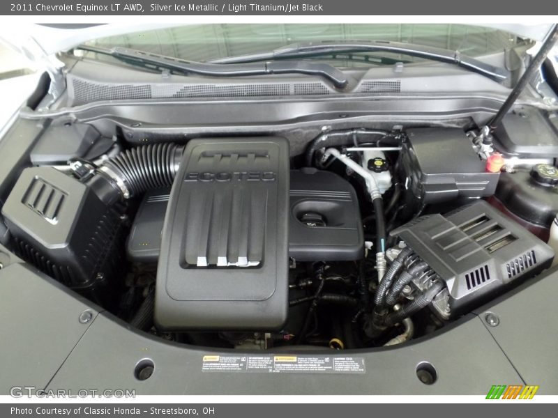 Silver Ice Metallic / Light Titanium/Jet Black 2011 Chevrolet Equinox LT AWD