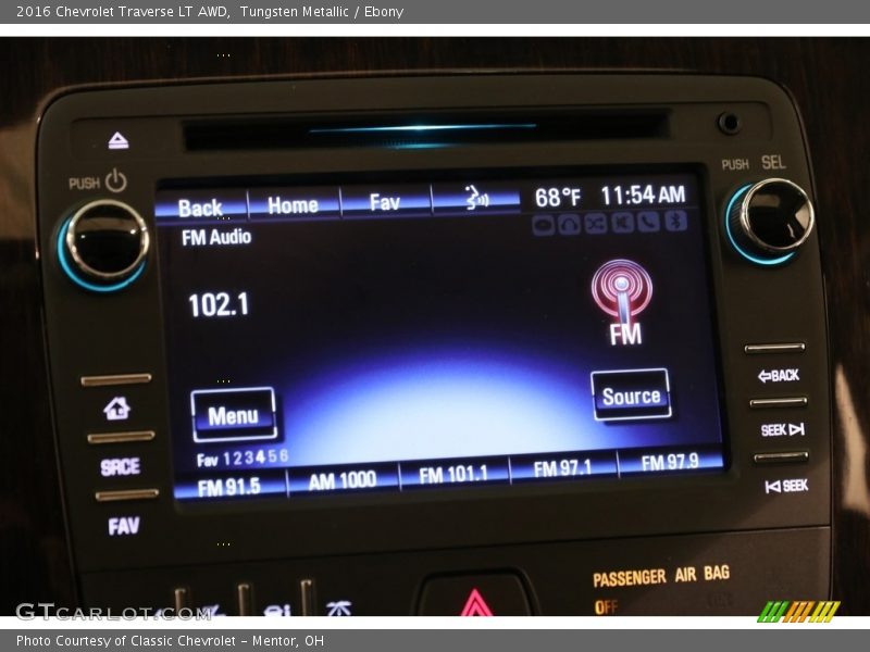 Tungsten Metallic / Ebony 2016 Chevrolet Traverse LT AWD