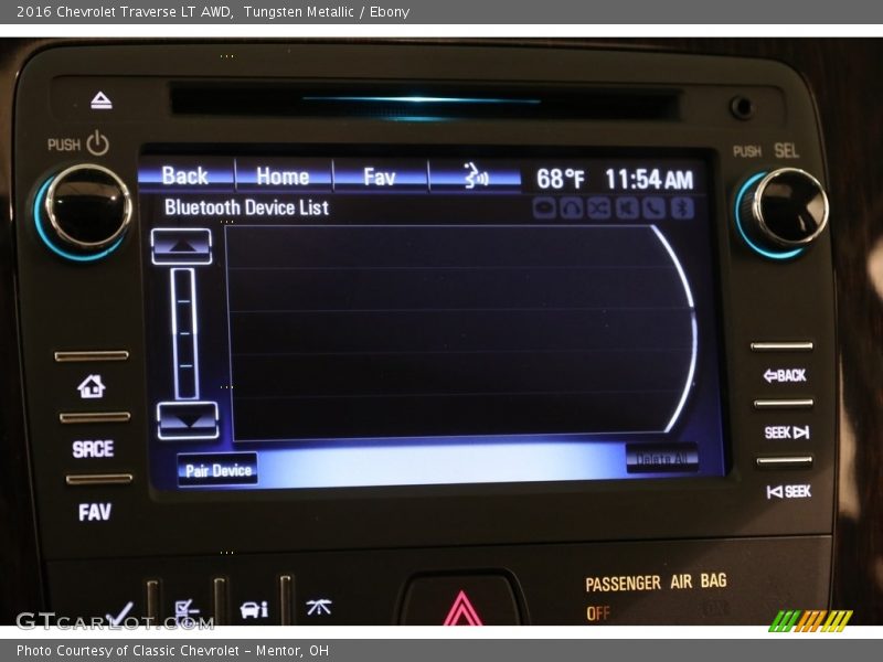 Tungsten Metallic / Ebony 2016 Chevrolet Traverse LT AWD