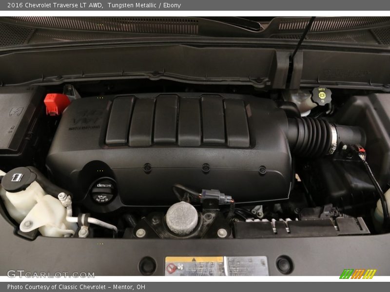 Tungsten Metallic / Ebony 2016 Chevrolet Traverse LT AWD