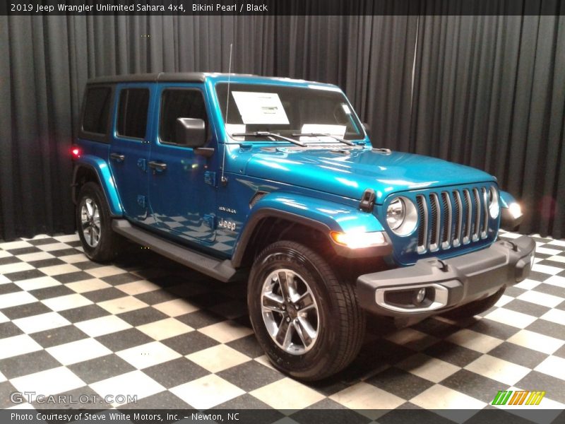 Bikini Pearl / Black 2019 Jeep Wrangler Unlimited Sahara 4x4