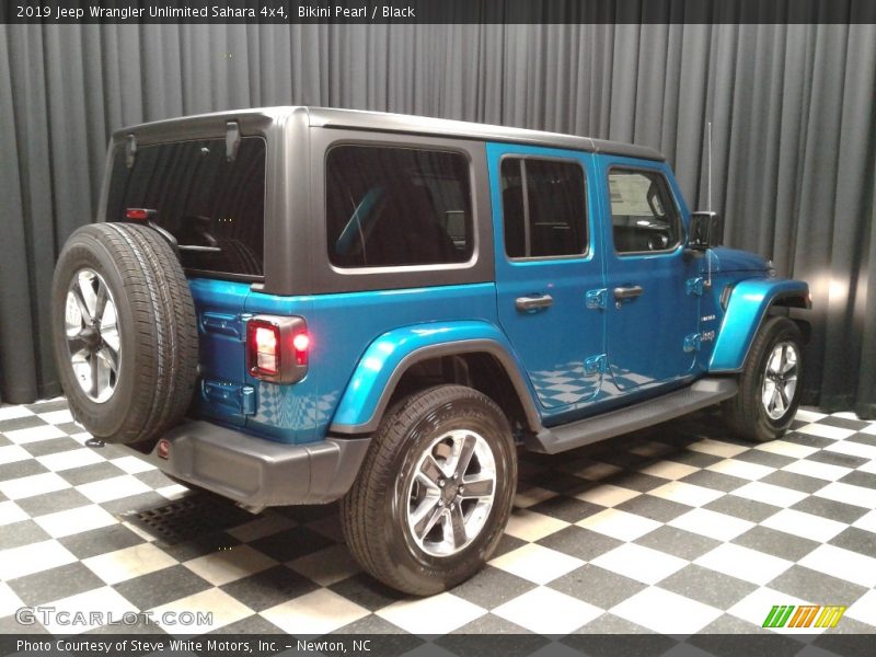 Bikini Pearl / Black 2019 Jeep Wrangler Unlimited Sahara 4x4