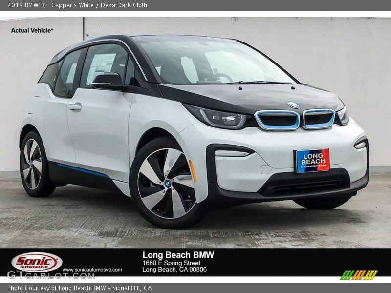 Capparis White / Deka Dark Cloth 2019 BMW i3