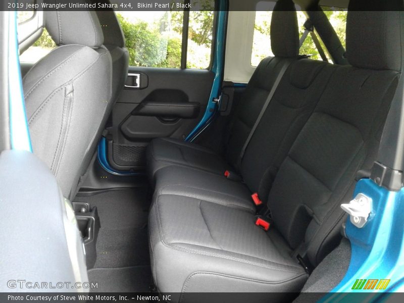 Bikini Pearl / Black 2019 Jeep Wrangler Unlimited Sahara 4x4