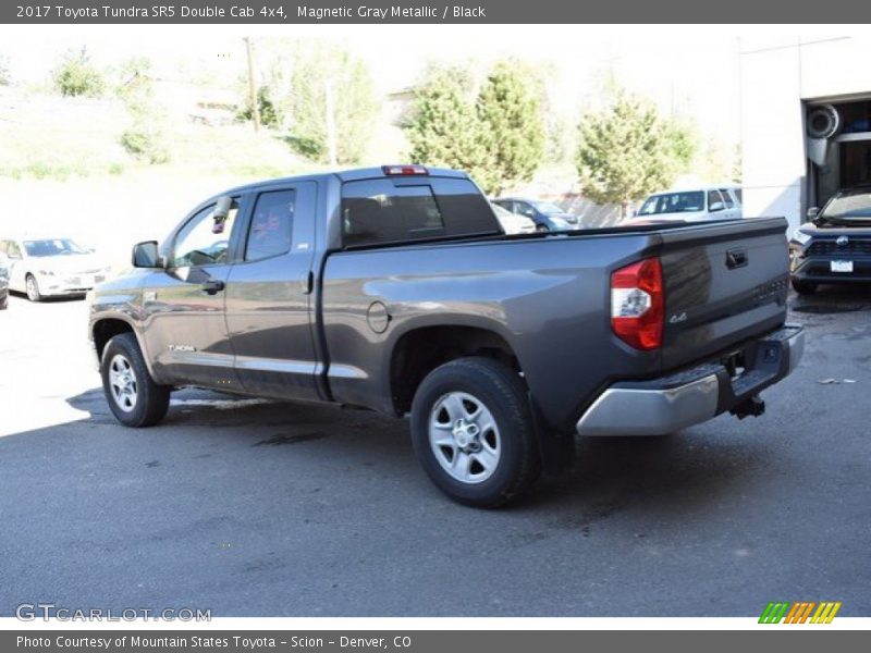 Magnetic Gray Metallic / Black 2017 Toyota Tundra SR5 Double Cab 4x4