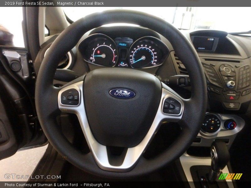 Magnetic / Charcoal Black 2019 Ford Fiesta SE Sedan