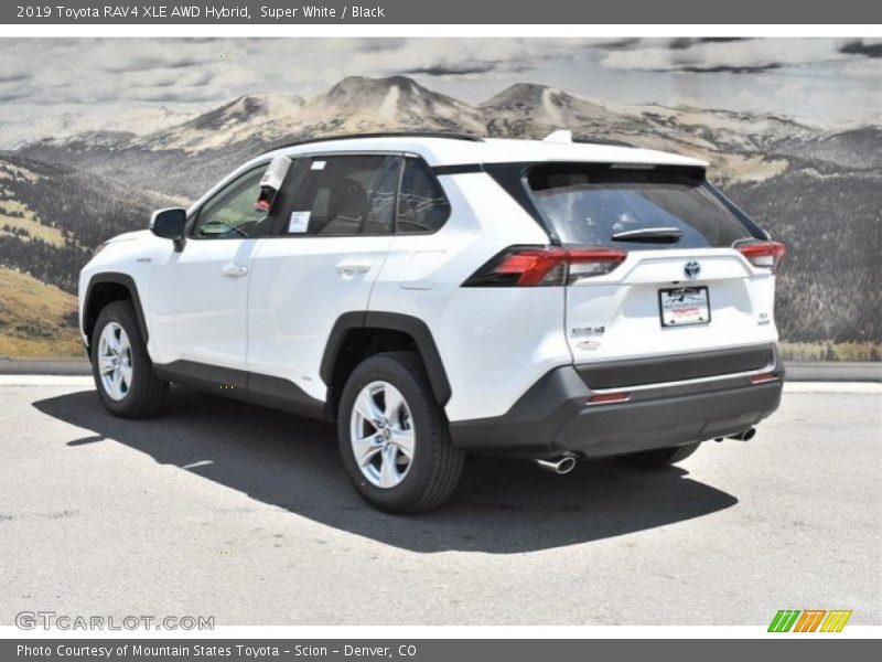 Super White / Black 2019 Toyota RAV4 XLE AWD Hybrid