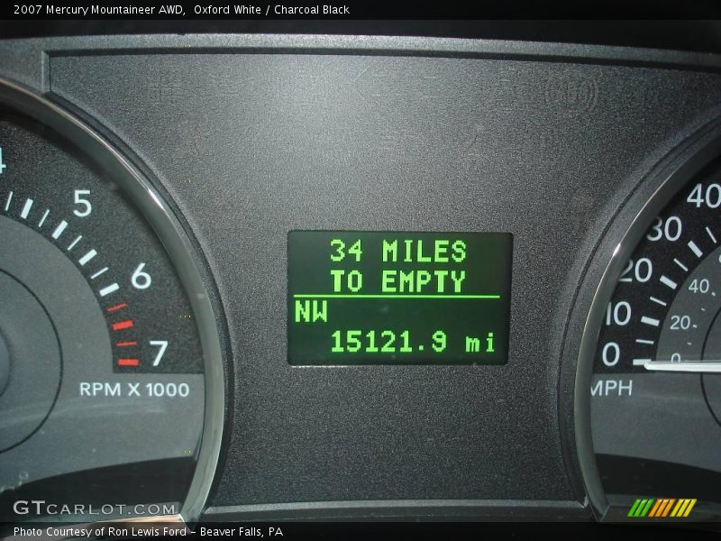 Oxford White / Charcoal Black 2007 Mercury Mountaineer AWD