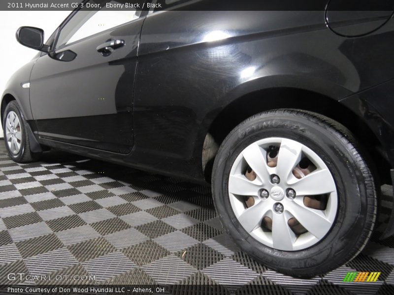 Ebony Black / Black 2011 Hyundai Accent GS 3 Door