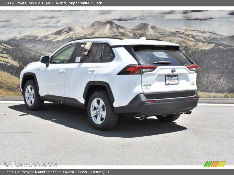 Super White / Black 2019 Toyota RAV4 XLE AWD Hybrid