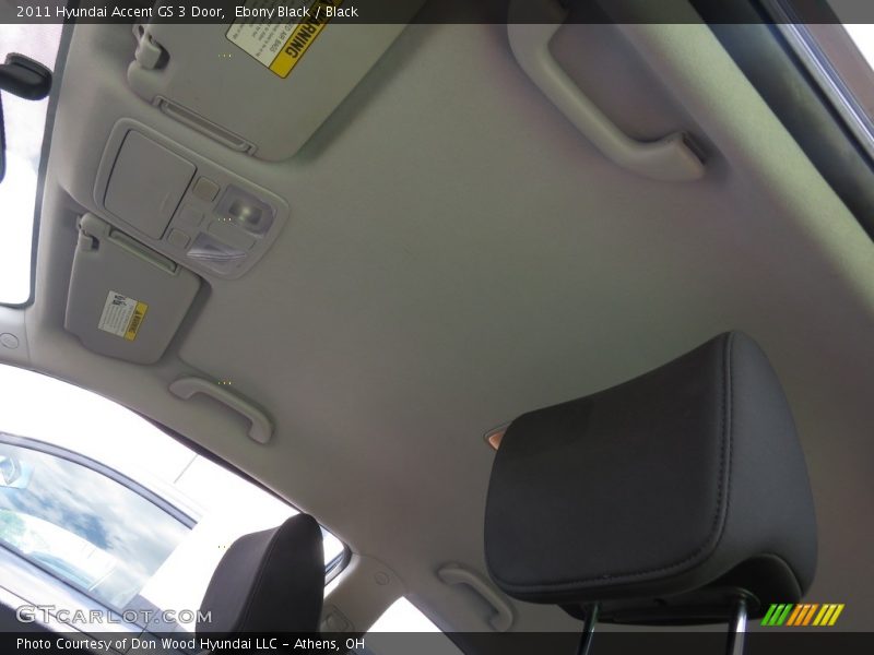 Ebony Black / Black 2011 Hyundai Accent GS 3 Door