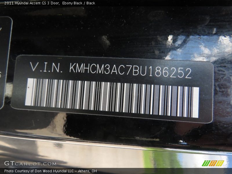 Ebony Black / Black 2011 Hyundai Accent GS 3 Door