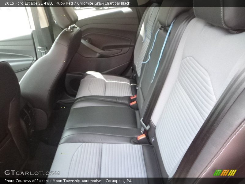 Ruby Red / Chromite Gray/Charcoal Black 2019 Ford Escape SE 4WD