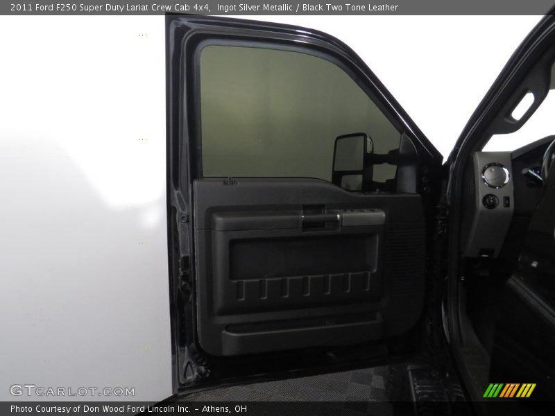 Ingot Silver Metallic / Black Two Tone Leather 2011 Ford F250 Super Duty Lariat Crew Cab 4x4