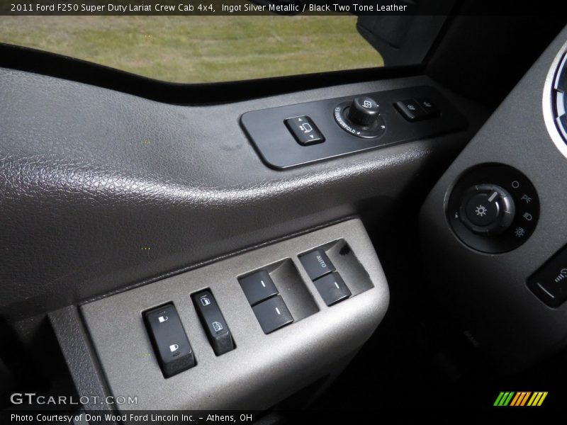 Ingot Silver Metallic / Black Two Tone Leather 2011 Ford F250 Super Duty Lariat Crew Cab 4x4