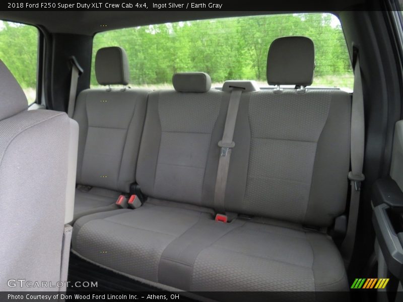 Ingot Silver / Earth Gray 2018 Ford F250 Super Duty XLT Crew Cab 4x4