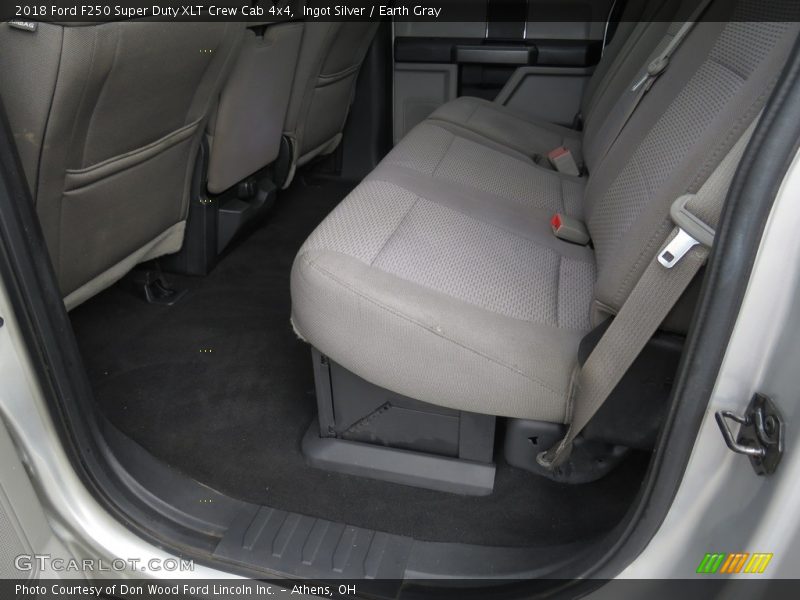 Ingot Silver / Earth Gray 2018 Ford F250 Super Duty XLT Crew Cab 4x4