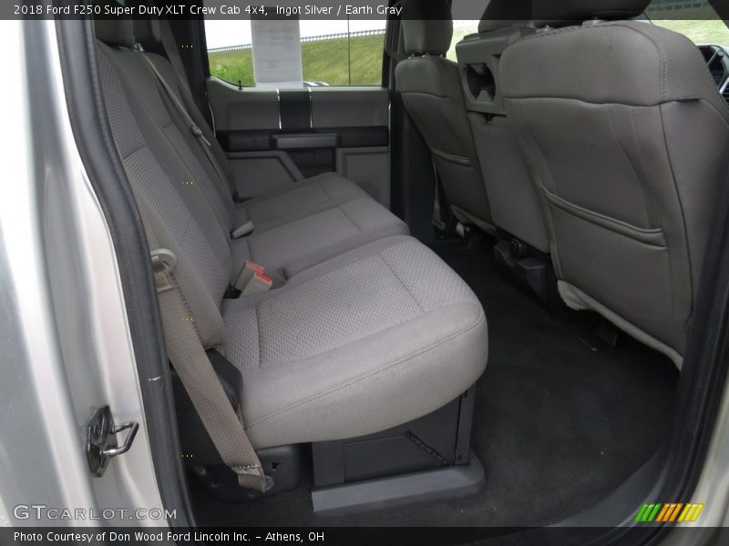 Ingot Silver / Earth Gray 2018 Ford F250 Super Duty XLT Crew Cab 4x4