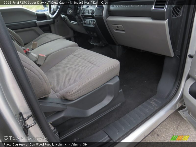 Ingot Silver / Earth Gray 2018 Ford F250 Super Duty XLT Crew Cab 4x4