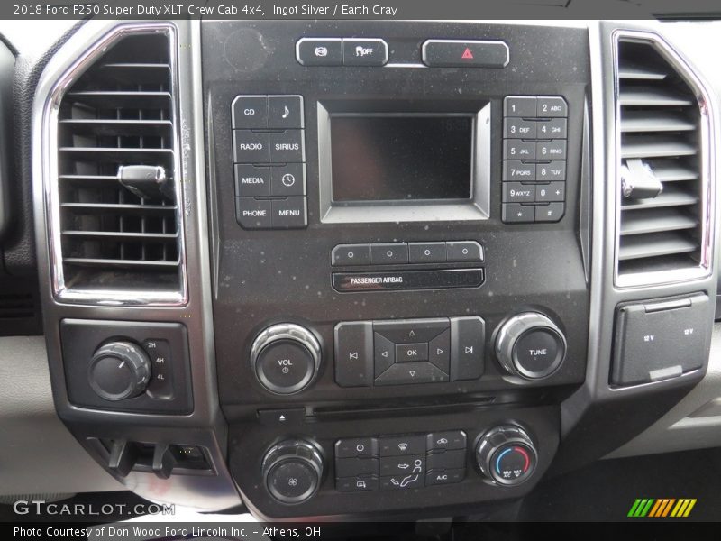 Ingot Silver / Earth Gray 2018 Ford F250 Super Duty XLT Crew Cab 4x4