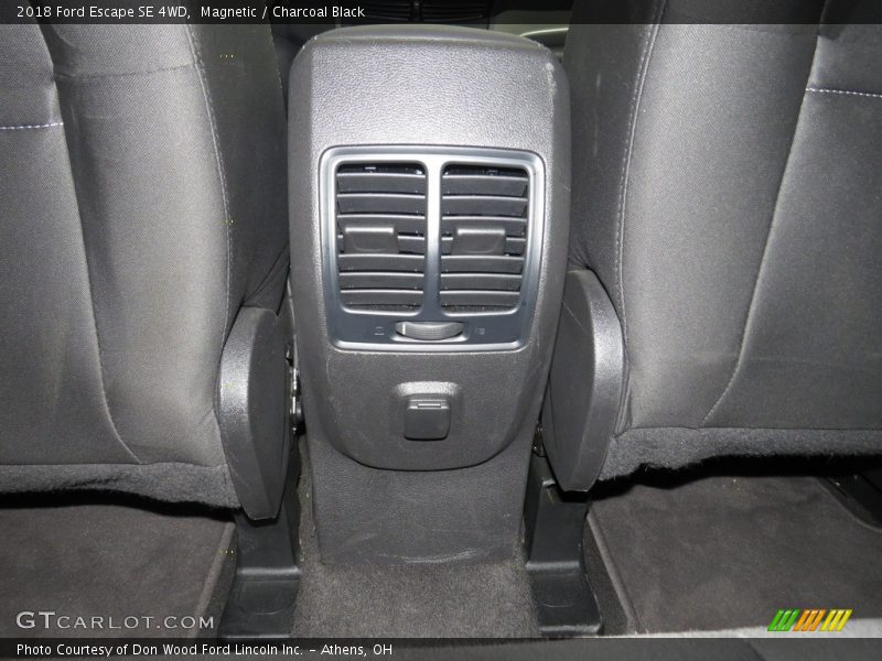 Magnetic / Charcoal Black 2018 Ford Escape SE 4WD