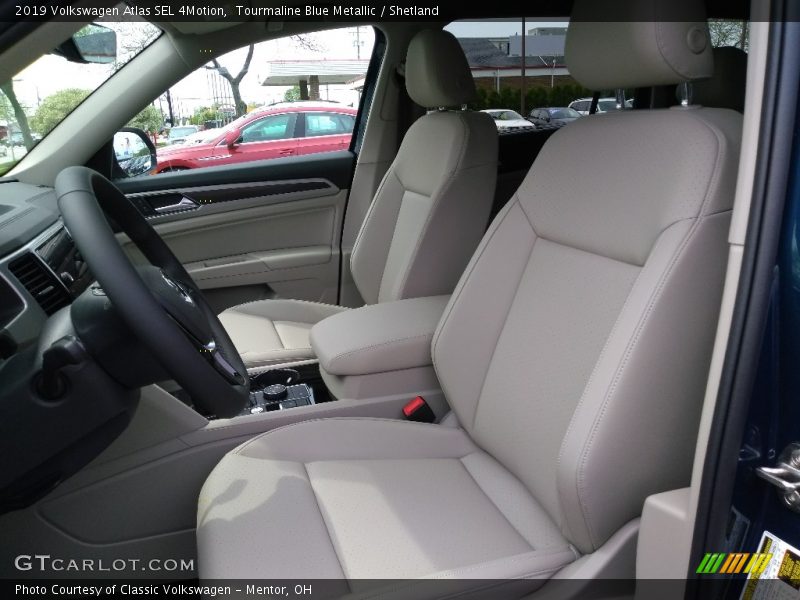  2019 Atlas SEL 4Motion Shetland Interior
